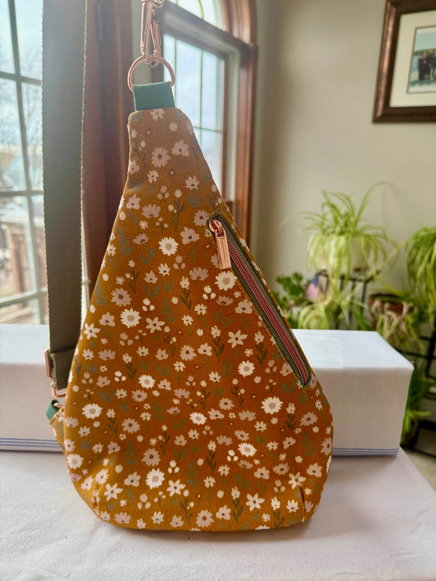 Finn Sling Bag